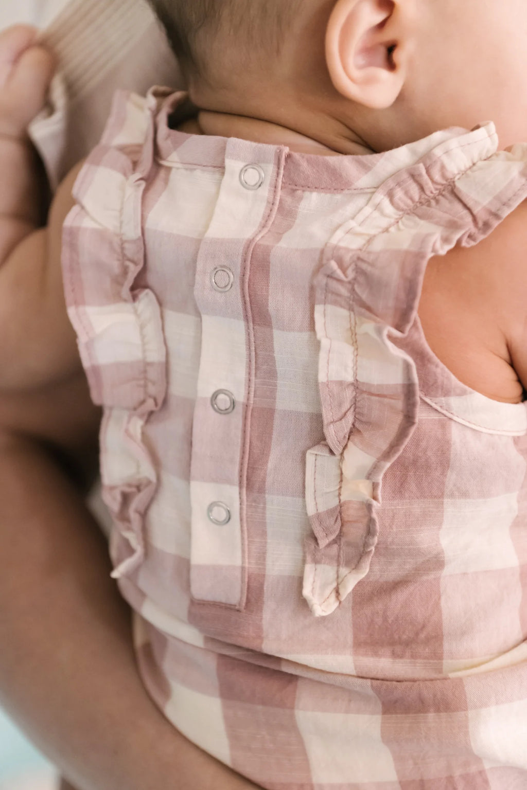 Checkmate Flutter One-Piece Iris