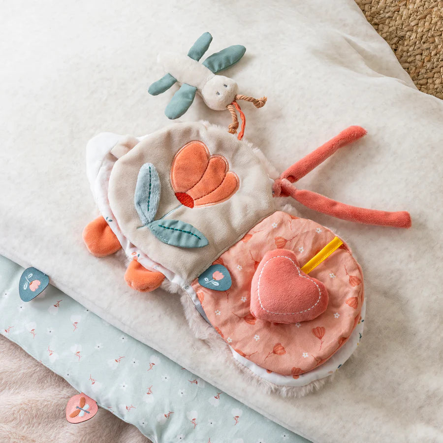 MILA ZOË LANA Activity book