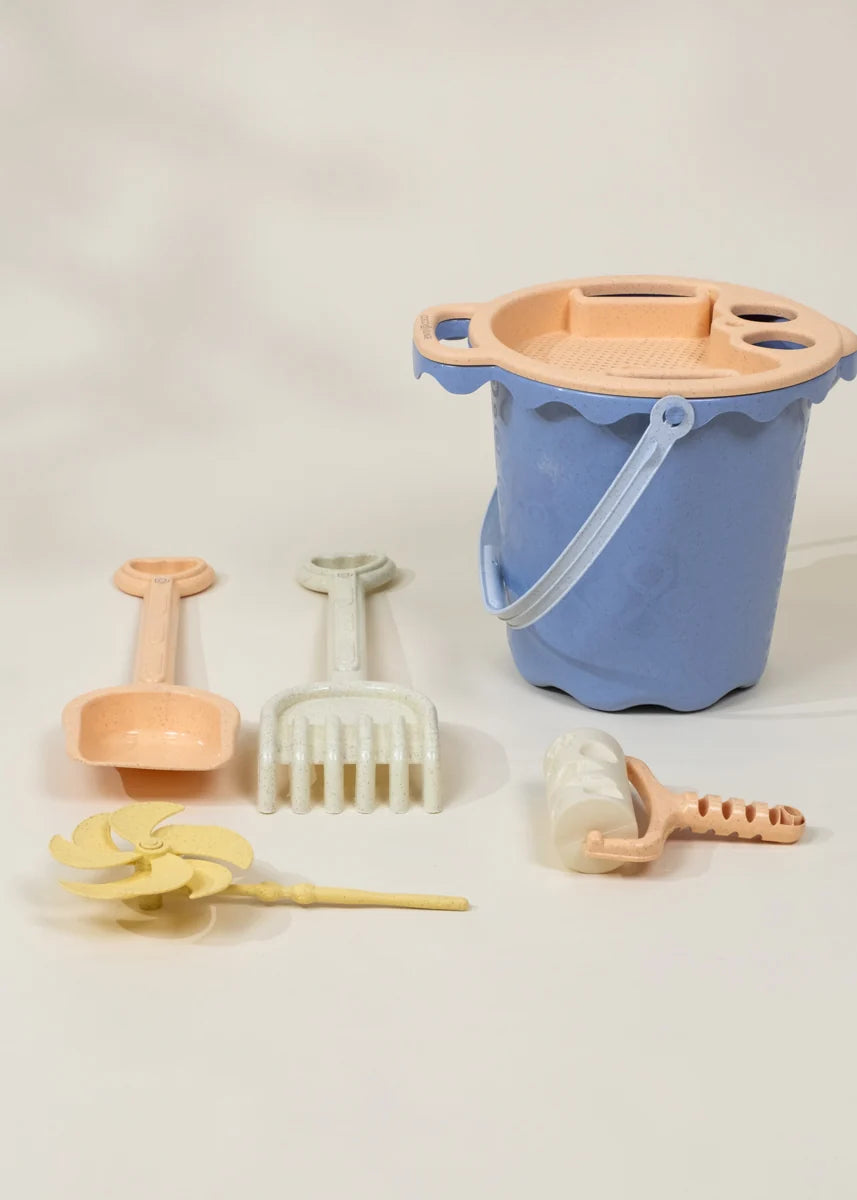 Oversized 6-Piece Wheat Straw Sand Toy Set – Bucket & Accessories