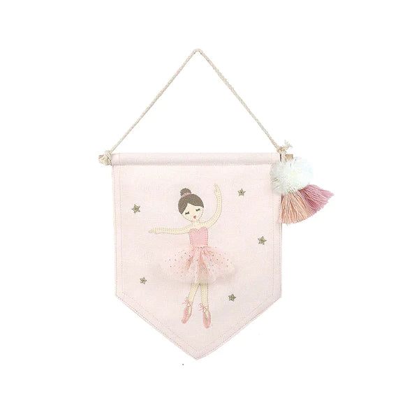 BALLERINA WALL BANNER