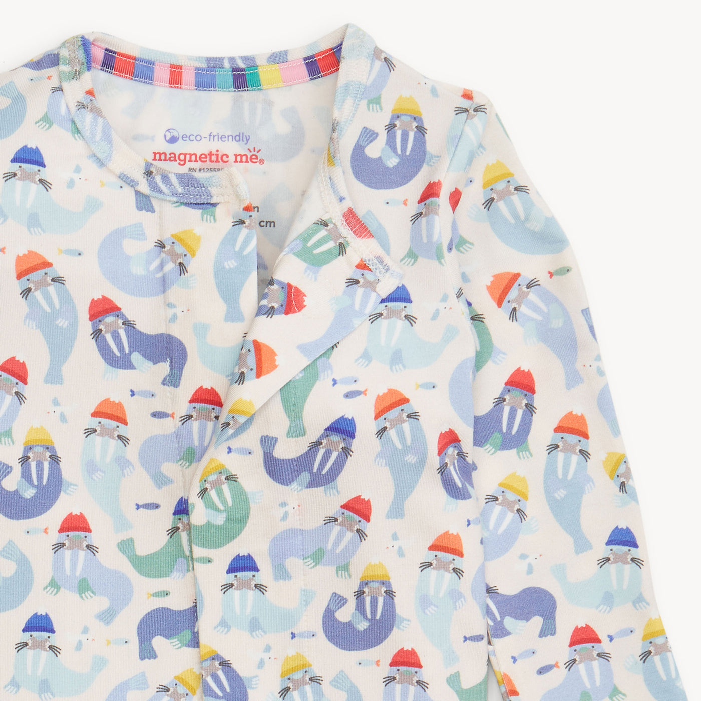 Captain Wally Modal Magnetic Footie