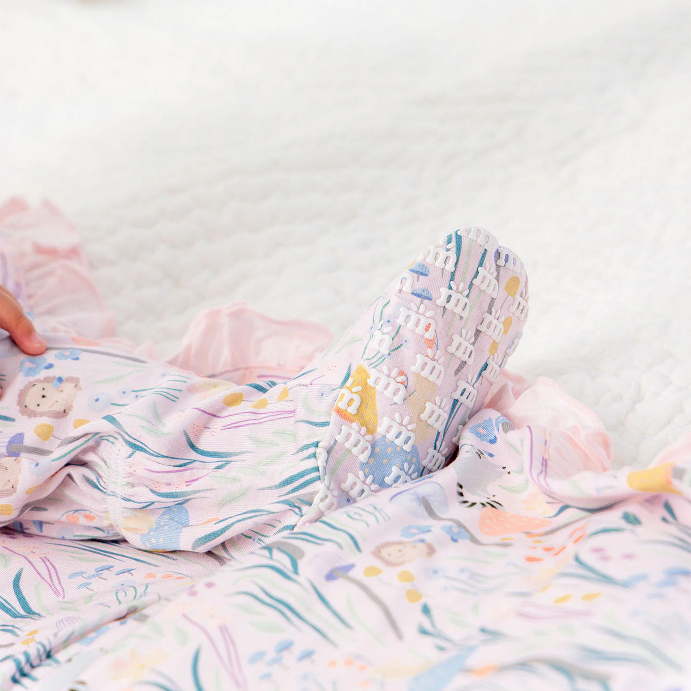 Shrooms & Bloom Modal Magnetic Footie