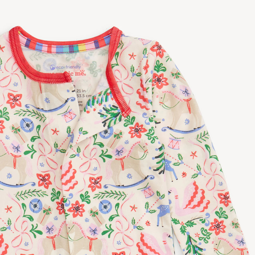 Sugar Plum Dreams Modal Magnetic Footie