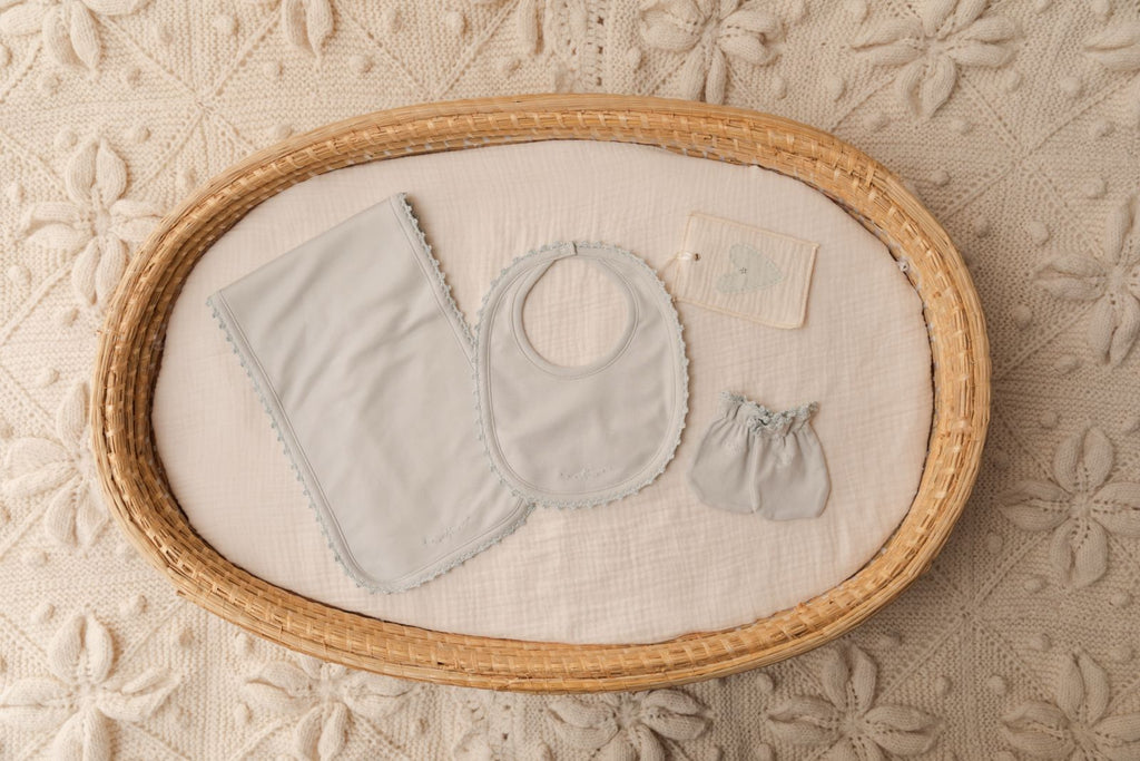 Mittens & Burp Cloth Set