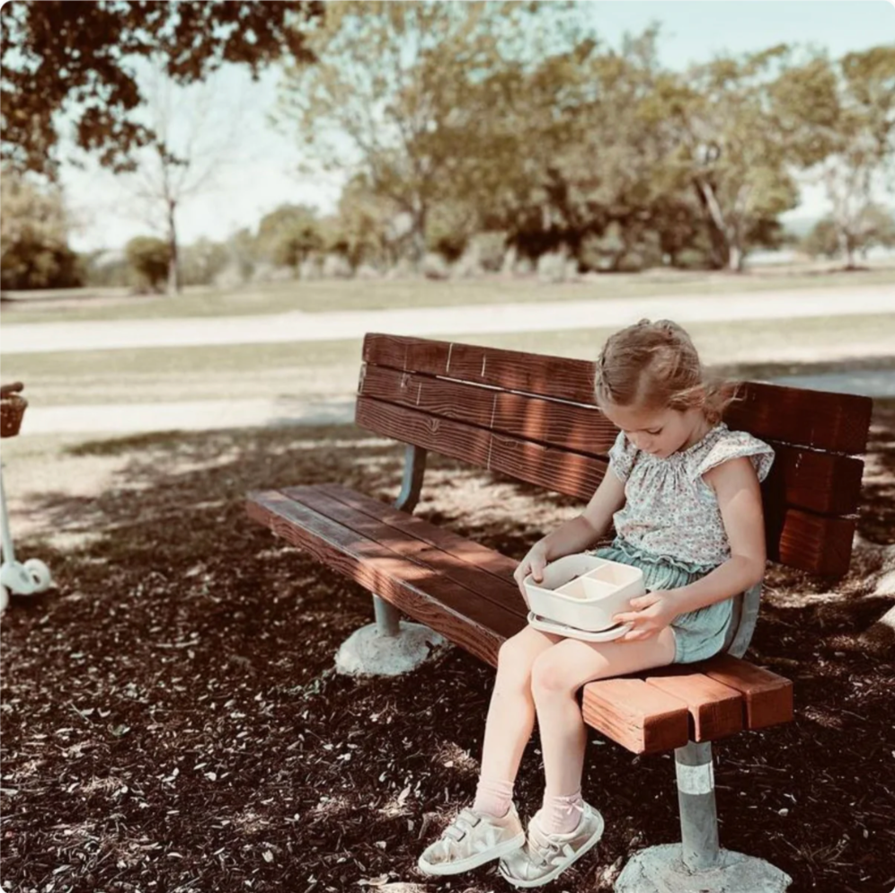 Ali+Oli Reusable Silicone Bento Box - 3 Compartments - Leakproof (Coco)