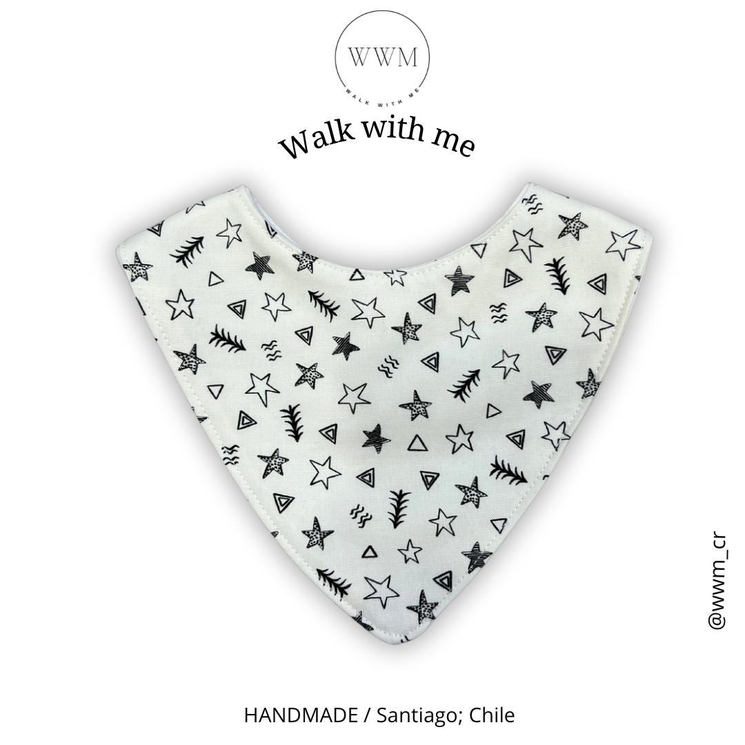 Babero blanco estrellas