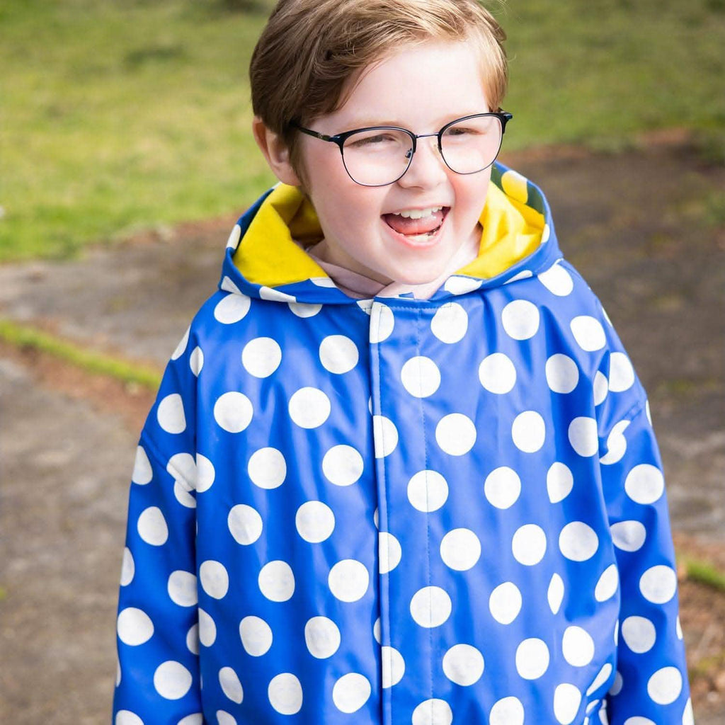 Blue polka dot emoji magnetic raincoat