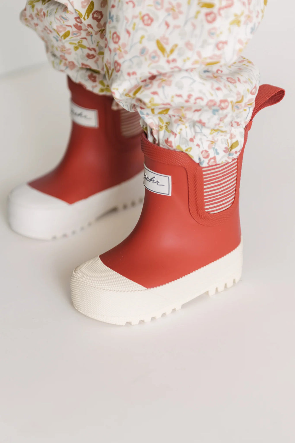 Voyageur Boot-Anchor Red