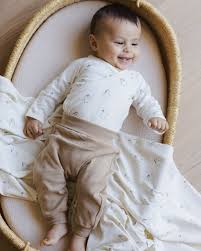 Conjunto de body + pantalón con broche lateral || pingüinos