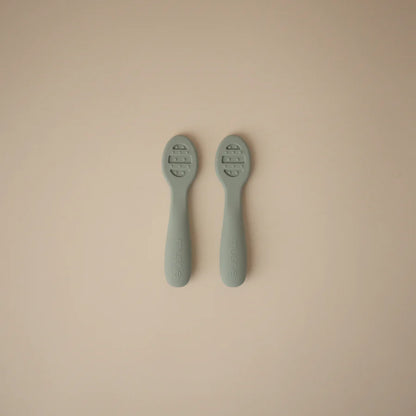 First Feeding Baby Spoons 2-Pack- Cambridge Blue/Shifting Sand